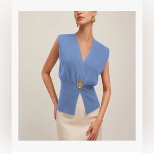 NWT BLUE SWEATER VEST-S